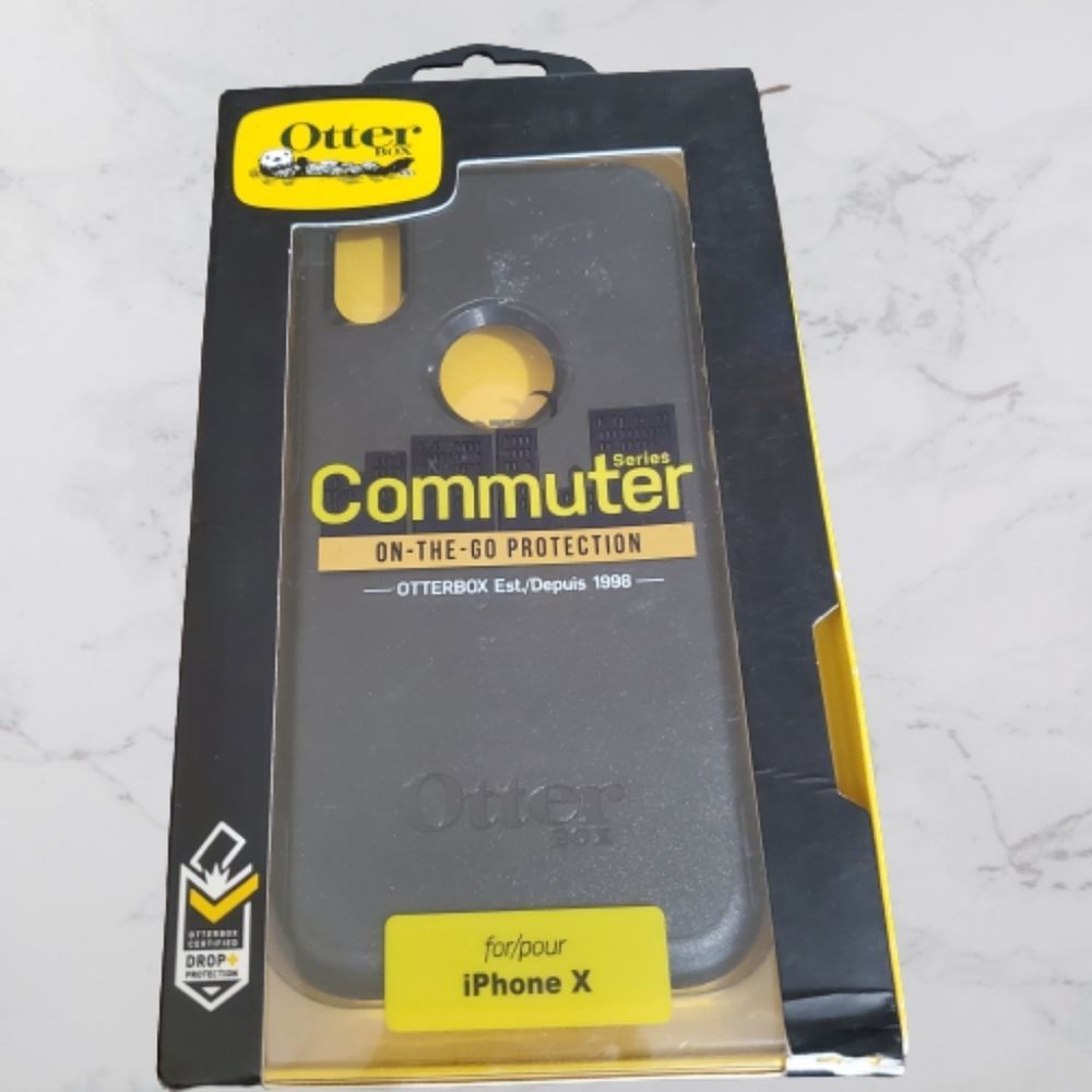 **CLEARANCE** OtterBox "Commuter" Case, iPhone X